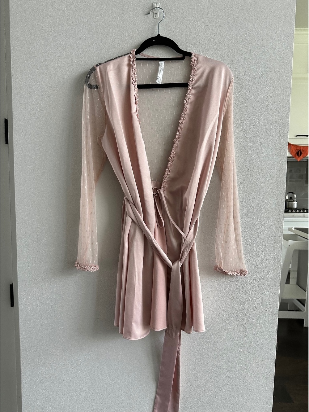 FLORA NIKROOZ Lace Trim Robe